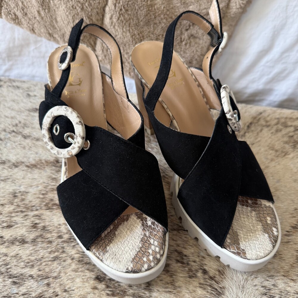 Luca Grossi Italian Suede Sandals EU 38 US 8 Black Snake Buckle Y2K Chunky NWT